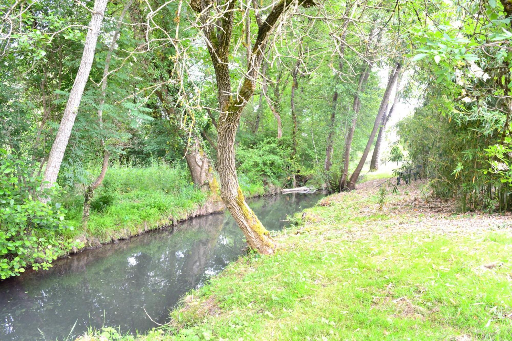 Gites Le Clos Du Verger Maurens  Exterior foto